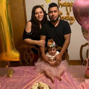 Meet your Posher, Luis johan